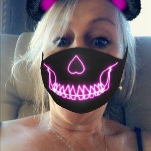 Meet your Posher, Jax